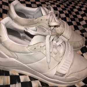 Burberry Vintage White Leather Sneaker Pre-Owned